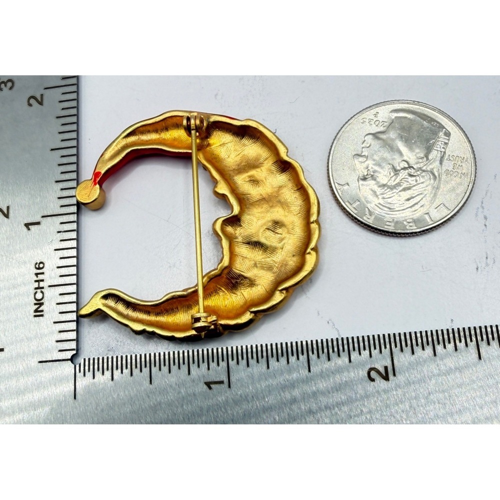 New Santa Moon Brooch Gold Tone Red Enamel Rhinestone Crescent Pin - Picture 5 of 5